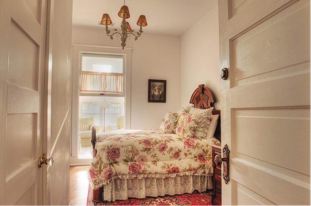 The Jackie O' House Bed And Breakfast Κολόμπους Δωμάτιο φωτογραφία